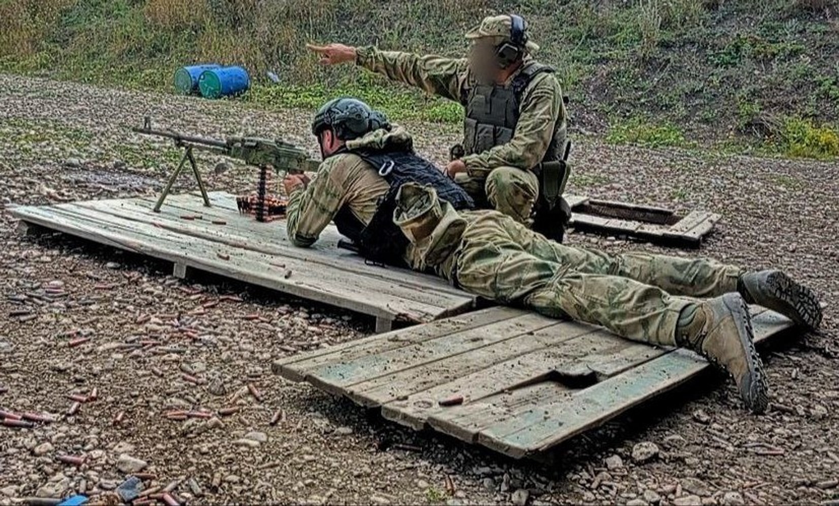 Вологодский конвой телеграм. Русские ватники конвоируют Мем.